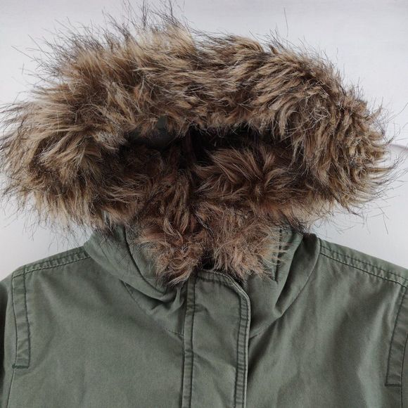 Gap Kids Winter Coat Jacket with fixed hoodie Youth sized XXL Green in color. - Picture 4 of 16